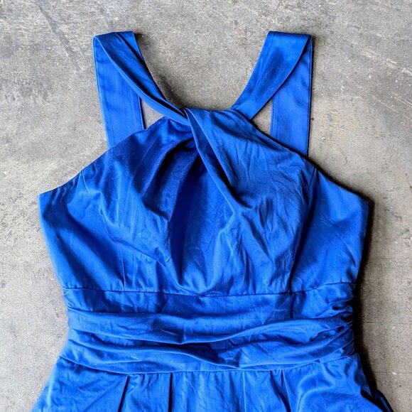 David's Bridal Blue Halter Neck Fit and Flare Short Bridesmaid Dress - Picture 4 of 8